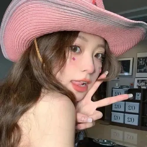 风流艳妇